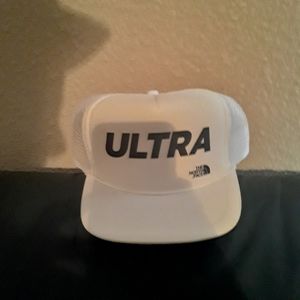 The North Face/trucker hats